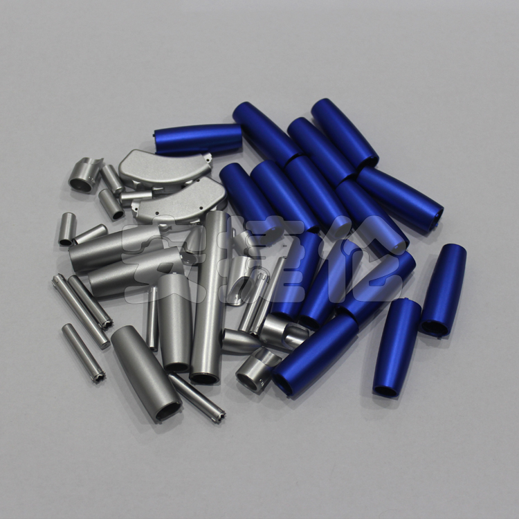 自動噴膠機(jī)噴出來的筆桿