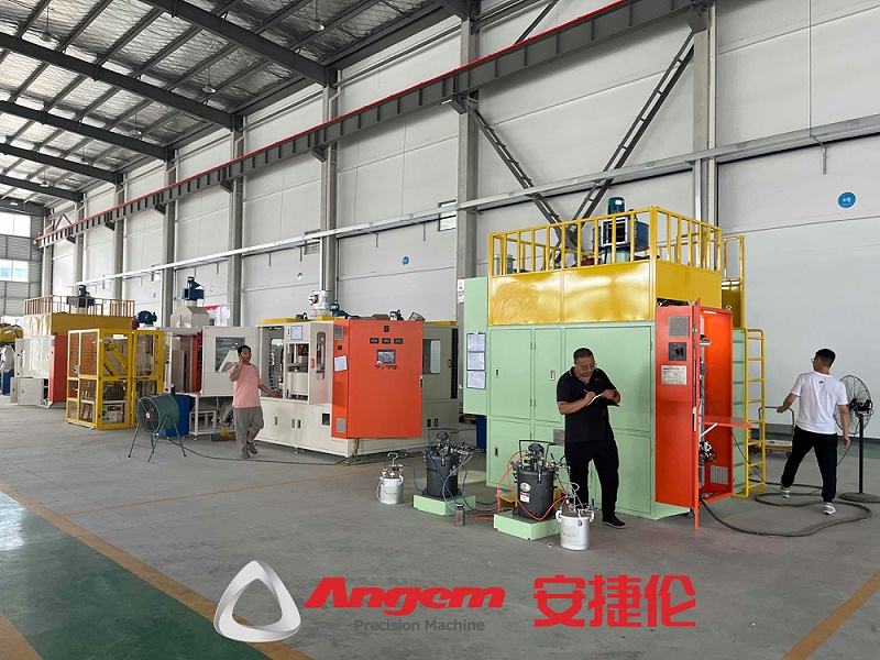 自動(dòng)噴膠機(jī)