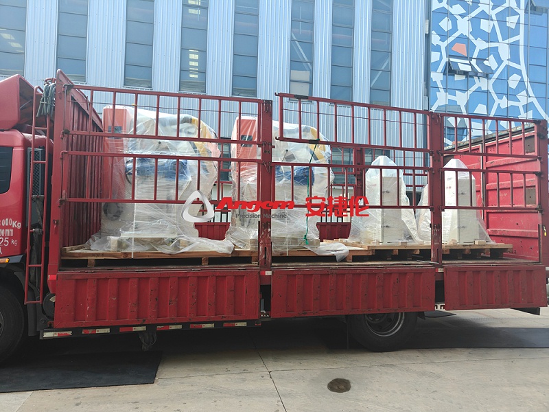 自動(dòng)滾噴機(jī)1