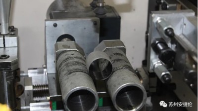 【客戶打樣】產(chǎn)品：汽車減震器襯套，使用機型：自動內(nèi)孔涂膠機