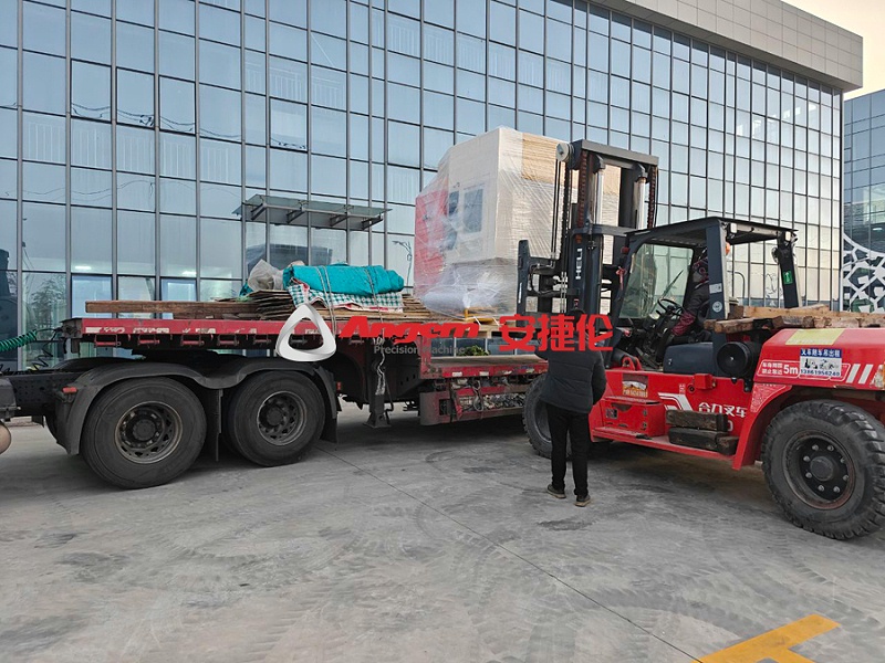 自動噴膠機發(fā)重慶2