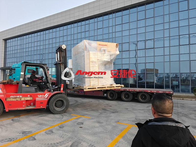 自動噴膠機發(fā)重慶1