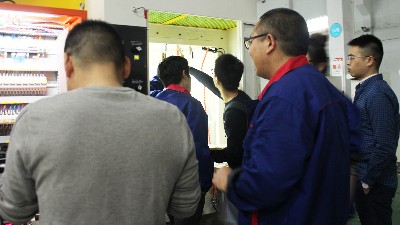 自動噴膠機、內(nèi)孔自動涂膠機順利通過客戶驗收，現(xiàn)已發(fā)貨！