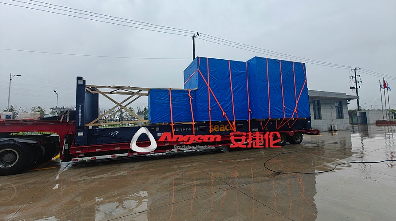 自動(dòng)噴膠機(jī)發(fā)貨2