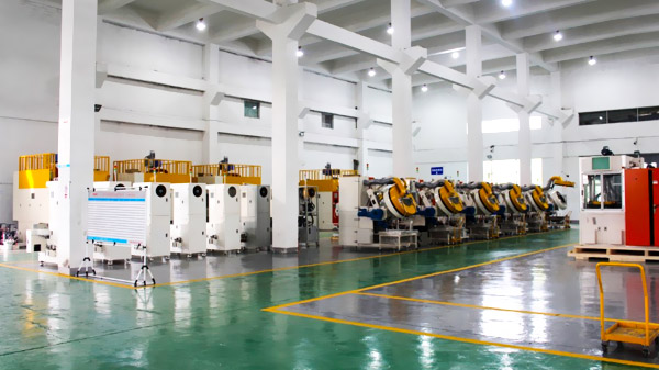 汽車零部件自動(dòng)噴涂設(shè)備要怎么保養(yǎng)