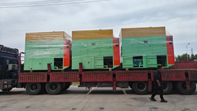 十幾年默契再下單，這臺(tái)噴膠機(jī)藏著多少行業(yè)秘密？