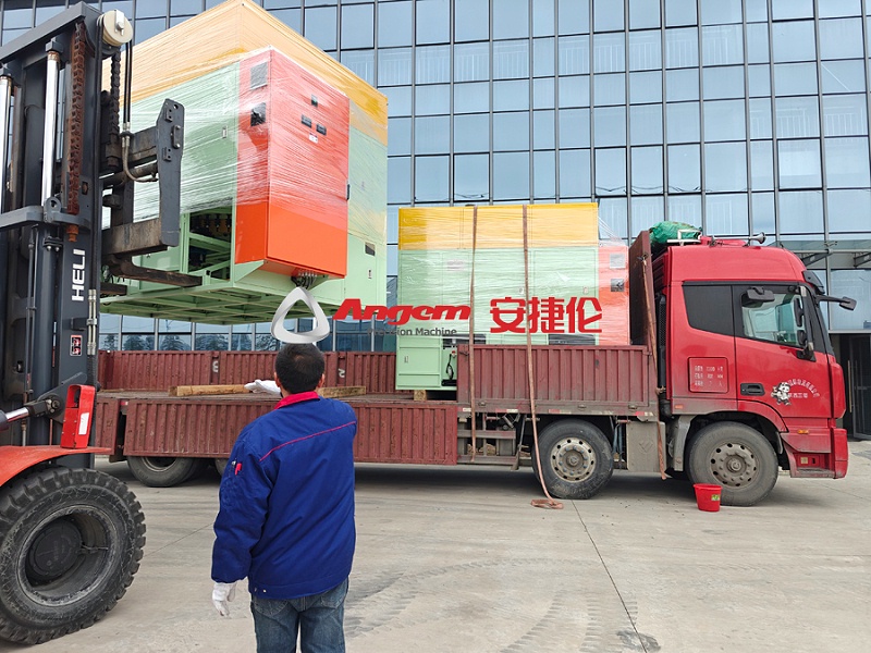 自動噴膠機發(fā)安徽2