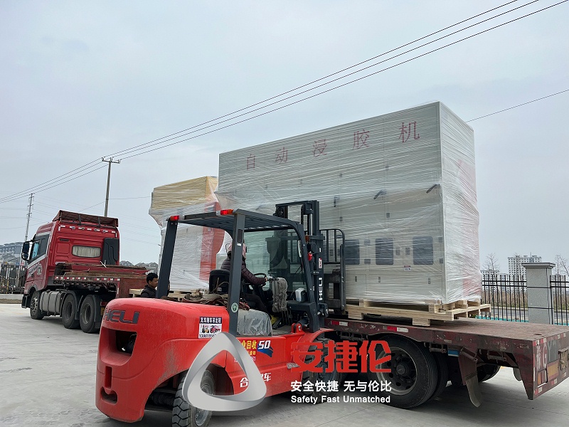 浸膠機(jī)、噴膠機(jī)